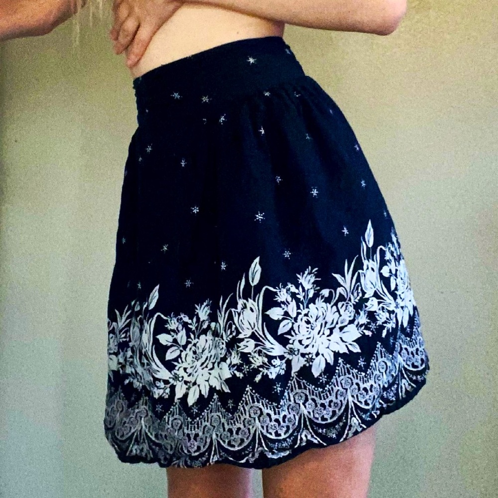 xs susina floral skirt